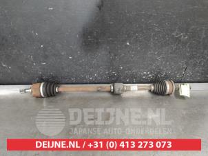 Gebruikte Homokineetas rechts-voor Kia Pro cee'd (JDB3) 1.4i 16V CVVT Prijs € 75,00 Margeregeling aangeboden door V.Deijne Jap.Auto-onderdelen BV