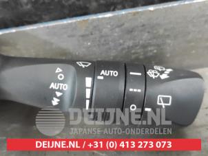 Toyota Auris Ruitenwis Schakelaar O681630 foto 2