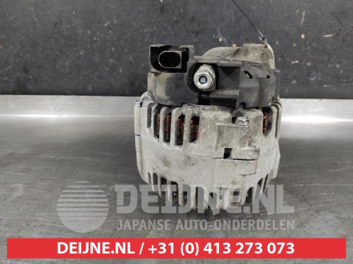 Gebruikte Dynamo Toyota Auris (E18) 1.6 D-4D-F 16V Prijs op aanvraag aangeboden door V.Deijne Jap.Auto-onderdelen BV