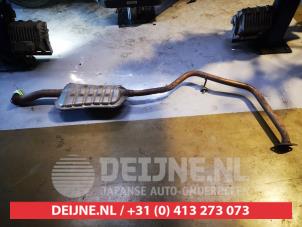 Subaru Forester Uitlaat Middendemper O681658 foto 2