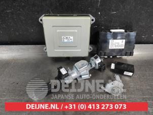 Mazda 5 Computer Motormanagement O681695 foto 3
