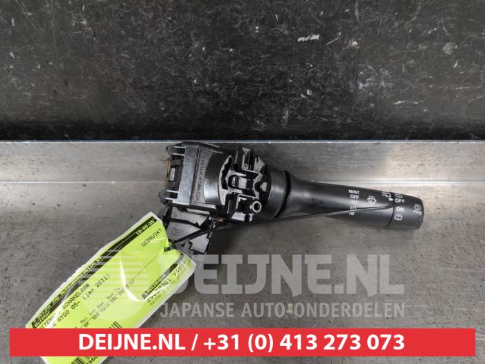 Toyota Aygo Ruitenwis Schakelaar O681772