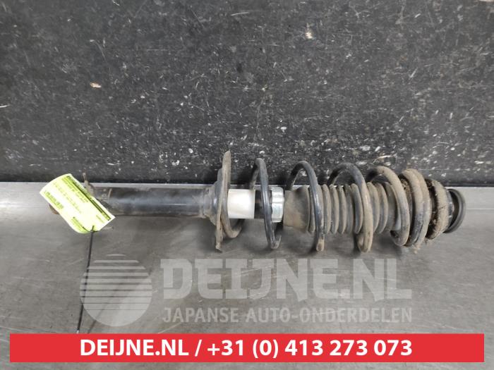 Toyota Aygo Front shock absorber rod, right O681788