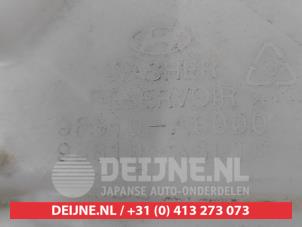 Hyundai I30 Scheibensprühertank vorne O681876 foto 2