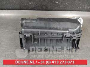 Suzuki Swift Luftfiltergehäuse O681899 foto 2