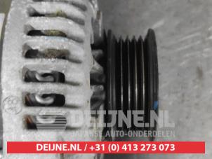 Suzuki Swift Dynamo O681903 foto 3