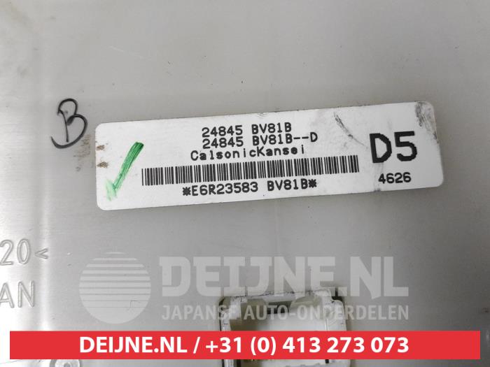 Nissan Juke Kachel Bedieningspaneel O682016