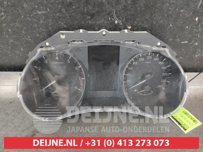 Nissan Qashqai Tacho - Kombiinstrument KM O682051