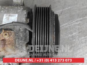 Nissan Qashqai Air conditioning pump O682056 photo 3
