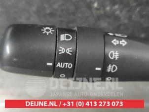 Subaru Forester Licht Schalter O682194 foto 2