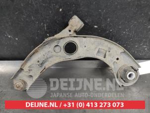 Mazda 2 Front lower wishbone, right O682439 photo 2