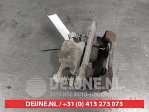 Mazda 2 Front brake calliper, right O682441 photo 2