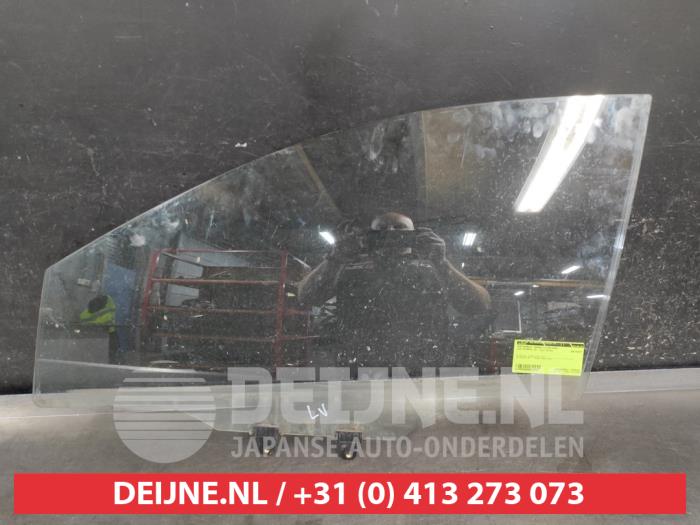 Kia Picanto Türscheibe 4-türig links vorne O682457