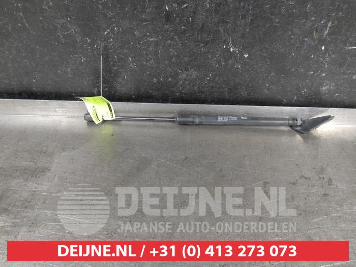 Suzuki SX-4 Rear gas strut, left O682491