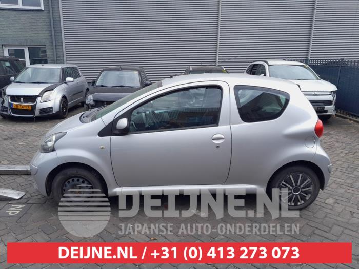 Toyota Aygo Portier 2Deurs links O682541
