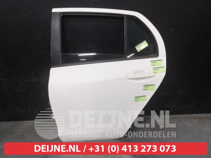 Toyota Yaris Portier 4Deurs links-achter O682616