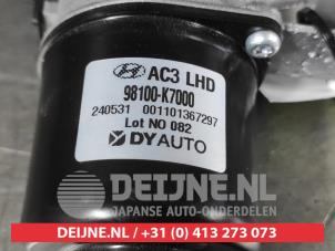 Hyundai I10 Ruitenwissermotor voor O682742 foto 3