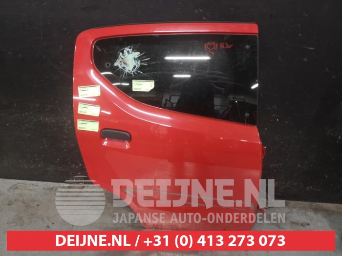 Suzuki Alto Tür 4-türig rechts hinten O682606