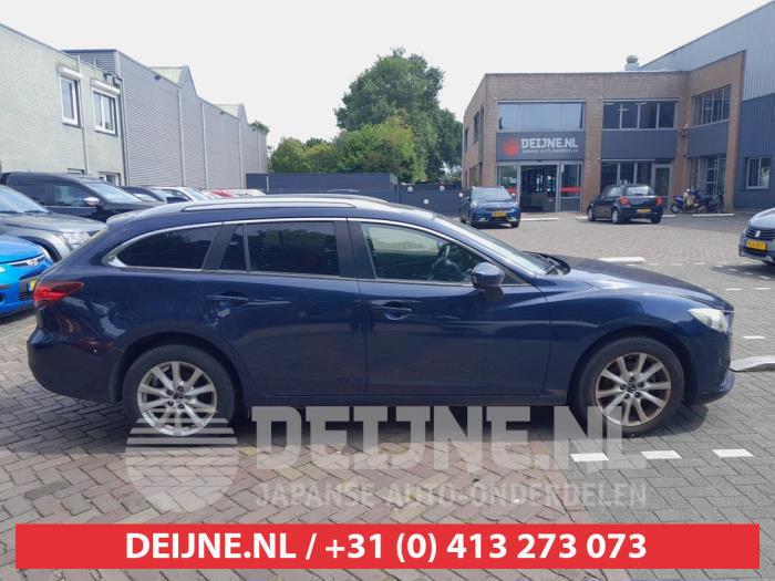 Mazda 6 Tür 4-türig rechts vorne O682696