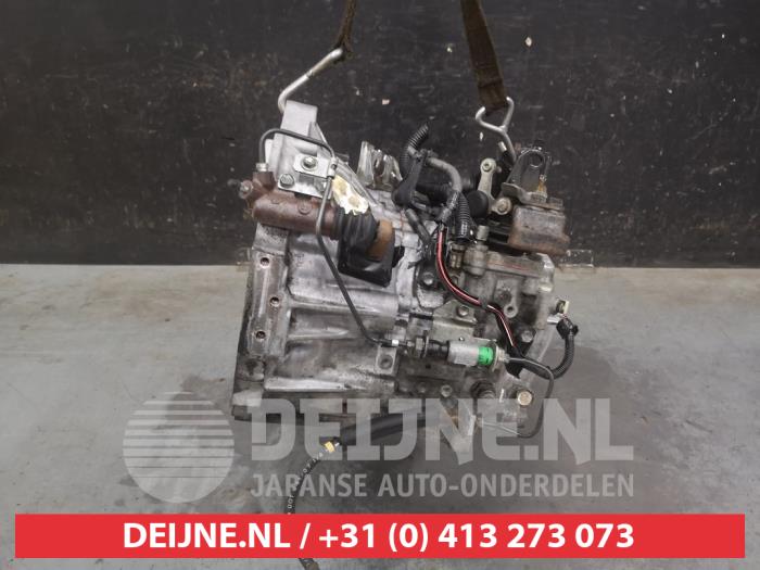 Toyota Avensis Getriebe O682771