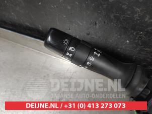 Toyota Yaris Light switch O682662 photo 2