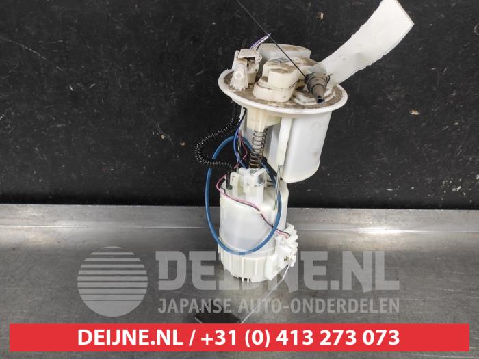 Gebruikte Tank element Pomp Toyota Aygo (B10) 1.0 12V VVT-i Prijs € 50,00 Margeregeling aangeboden door V.Deijne Jap.Auto-onderdelen BV