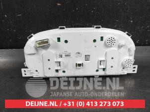 Suzuki Vitara Odometer KM O683118 photo 2