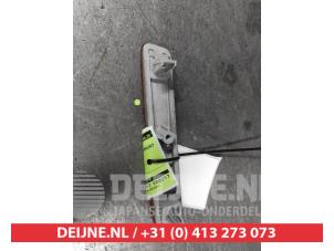 Suzuki Vitara Stoßstangenreflektor rechts hinten O683130 foto 2