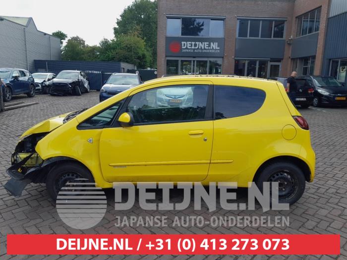 Mitsubishi Colt Ruit 2Deurs links-achter O683201