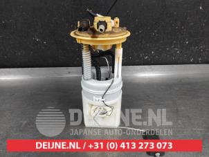 Gebruikte Brandstofpomp Elektrisch Mitsubishi Colt (Z2/Z3) 1.3 16V Prijs € 35,00 Margeregeling aangeboden door V.Deijne Jap.Auto-onderdelen BV