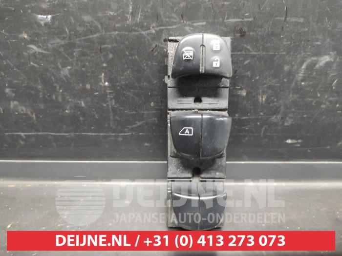 Nissan Pulsar Kombischalter Fenster O683244