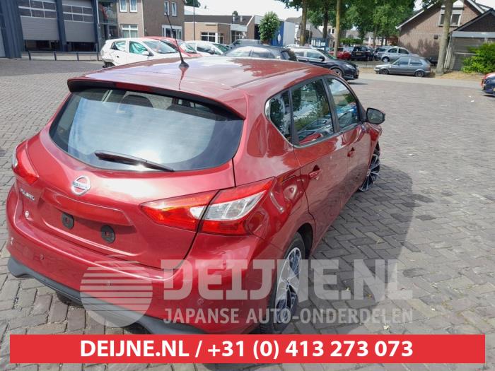 Nissan Pulsar Heckklappenreflektor rechts O683261