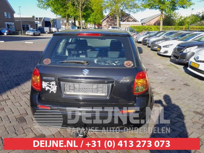 Suzuki SX-4 Achterklep O683452