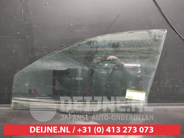 Mazda 2 Door window 4-door, front left O683483