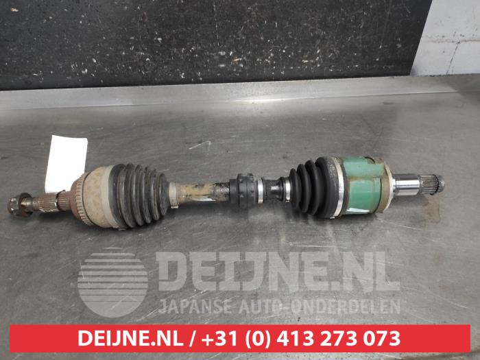 Gebruikte Aandrijfas links-voor Lexus RX (U3) 400h V6 24V VVT-i 4x4 Prijs € 50,00 Margeregeling aangeboden door V.Deijne Jap.Auto-onderdelen BV