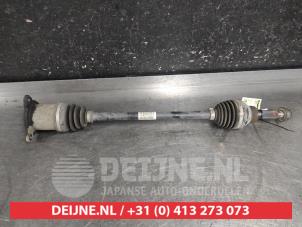 Gebruikte Steekas links-achter Suzuki Vitara (LY/MY) 1.6 16V VVT AllGrip Prijs € 60,00 Margeregeling aangeboden door V.Deijne Jap.Auto-onderdelen BV