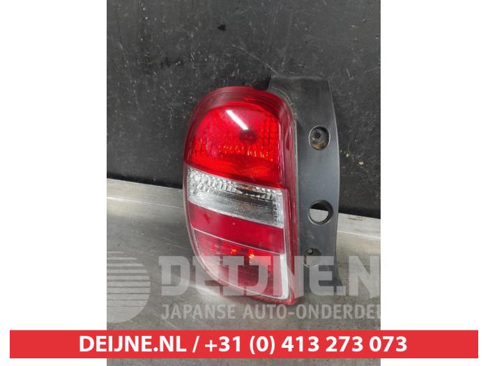 Nissan Micra Achterlicht links O683764