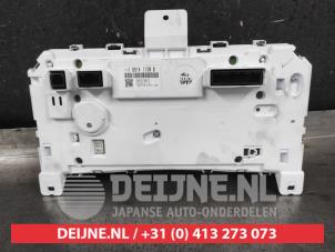 Nissan Leaf Tacho - Kombiinstrument KM O683865 foto 2