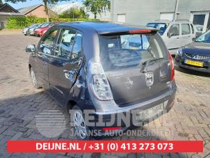 Hyundai I10 Rear window O683932 photo 2
