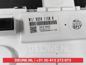 Nissan Leaf Tacho - Kombiinstrument KM O683948 foto 3