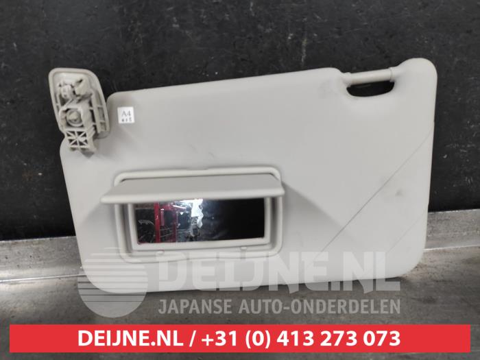 Nissan Micra Sun visor O683962