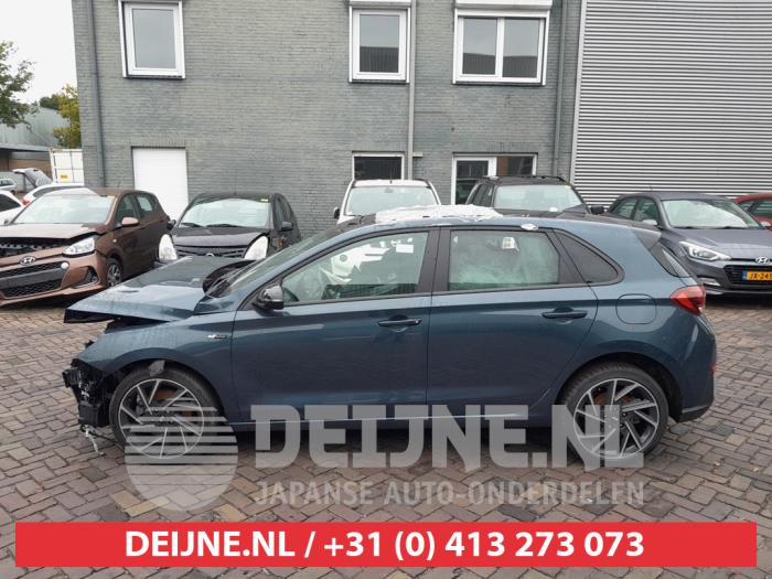Hyundai I30 Türscheibe 4-türig links hinten O683990