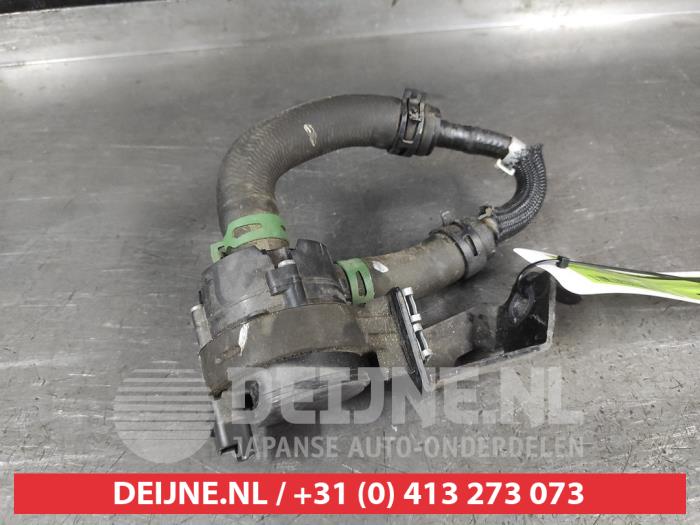 Nissan Micra Extra waterpomp O683974