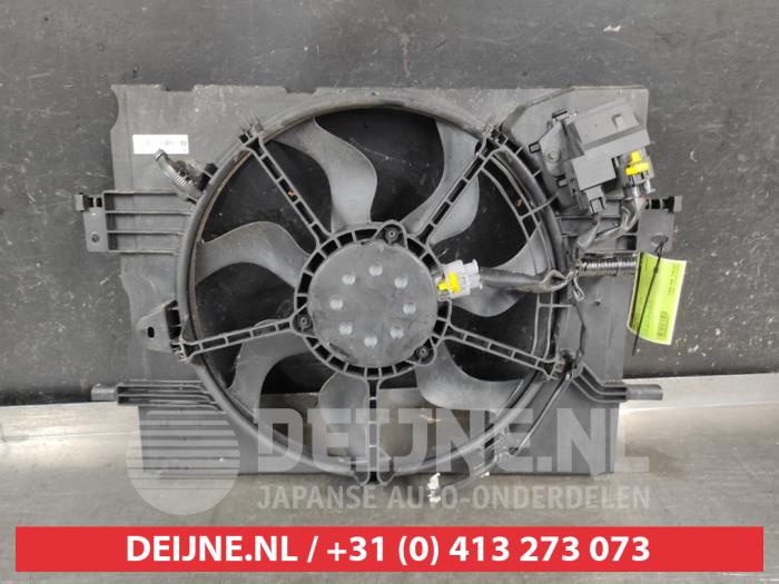 Nissan Micra Koelvinhuis O683977
