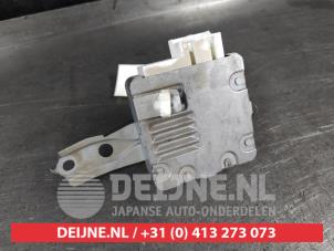 Toyota Avensis Lenkkraftverstärker Steuergerät O684015 foto 2