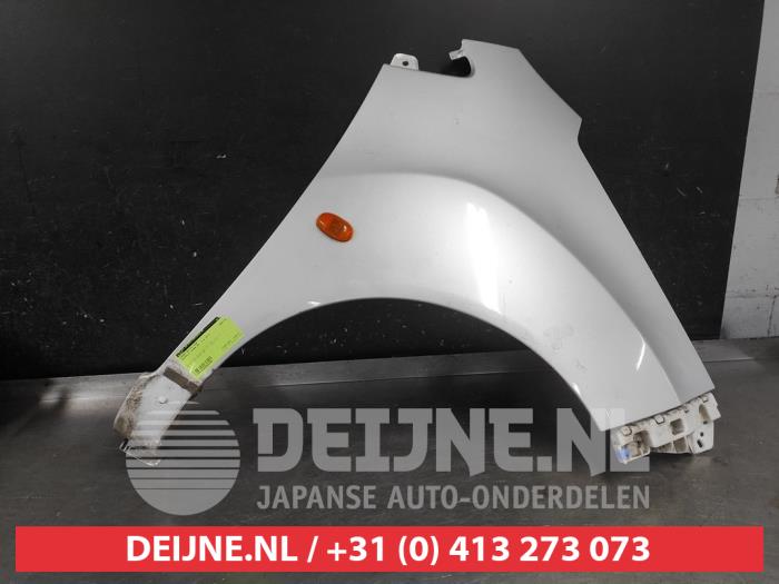 Chevrolet Spark Kotflügel rechts vorne O684096