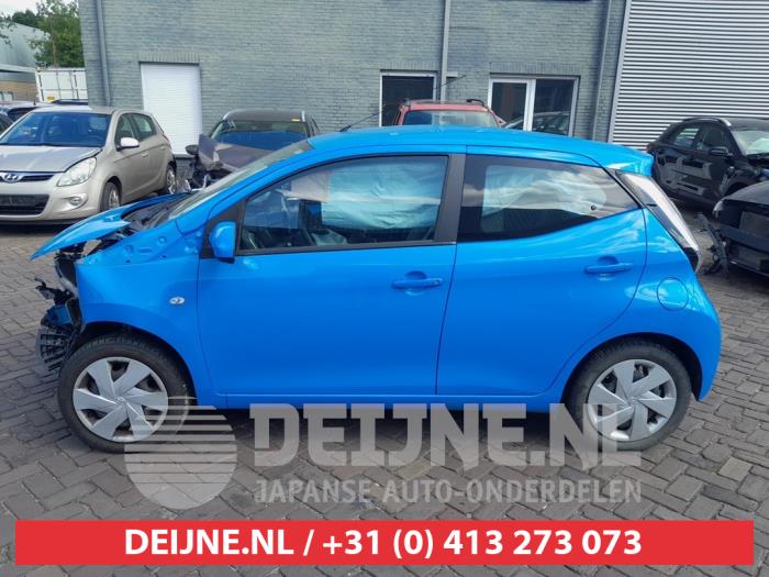 Toyota Aygo Portierruit 4Deurs links-achter O684272