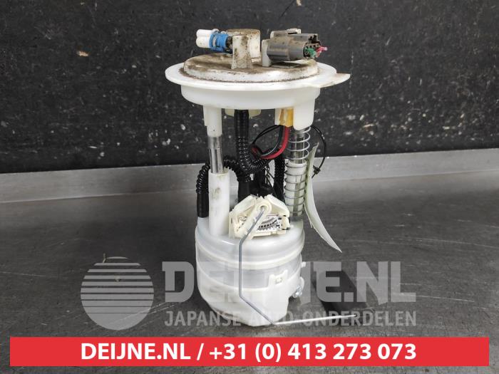 Gebruikte Brandstofpomp Elektrisch Nissan Micra (K13) Prijs € 60,00 Margeregeling aangeboden door V.Deijne Jap.Auto-onderdelen BV