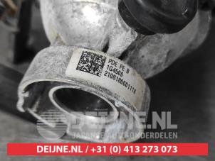Hyundai I30 Mistlamp links-voor O684472 foto 3