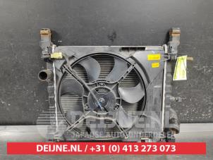 Gebruikte Radiateur Chevrolet Spark (M300) 1.0 16V Prijs € 35,00 Margeregeling aangeboden door V.Deijne Jap.Auto-onderdelen BV